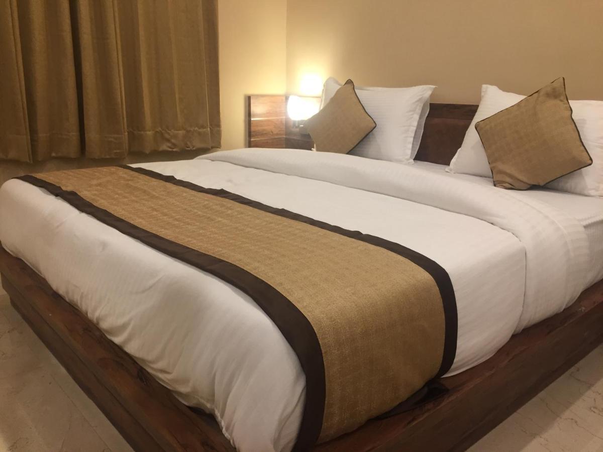 Hotel Bharat Kota  Eksteriør billede