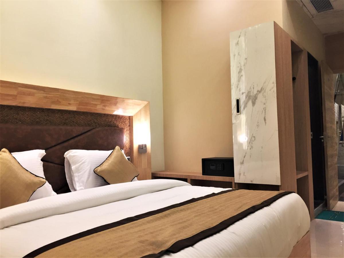 Hotel Bharat Kota  Eksteriør billede